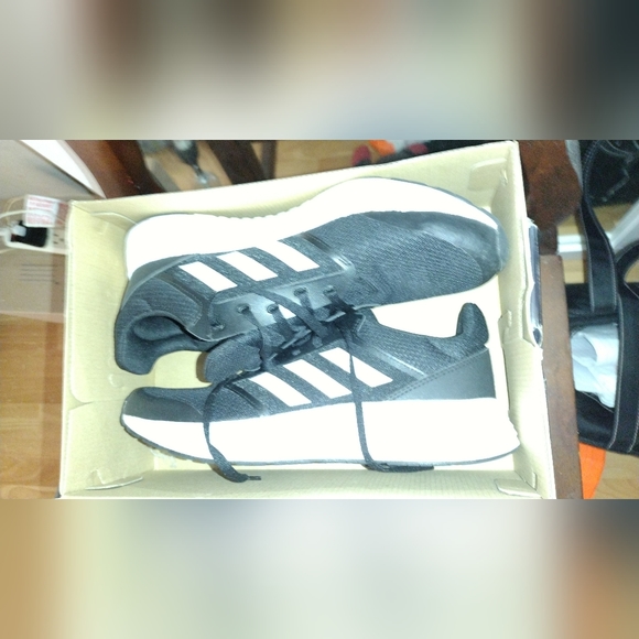 Men ADIDAS - Picture 2 of 3